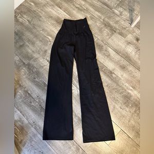 Gymshark Flare Leggings - Size Small